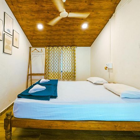 Sunset Cafe Beach Stay Gokarna  Ngoại thất bức ảnh