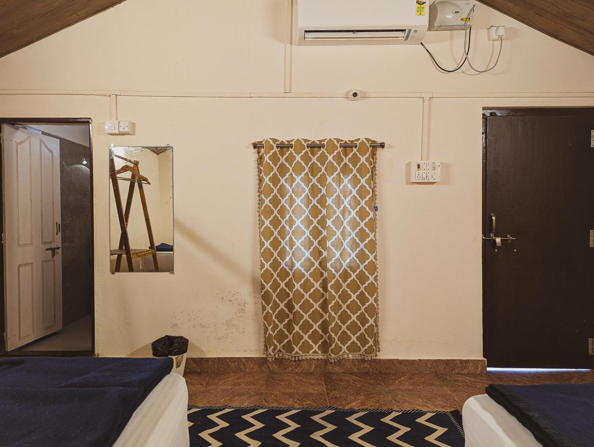 Sunset Cafe Beach Stay Gokarna  Ngoại thất bức ảnh