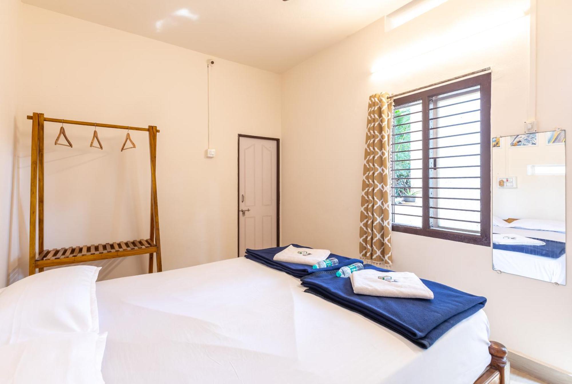 Sunset Cafe Beach Stay Gokarna  Ngoại thất bức ảnh