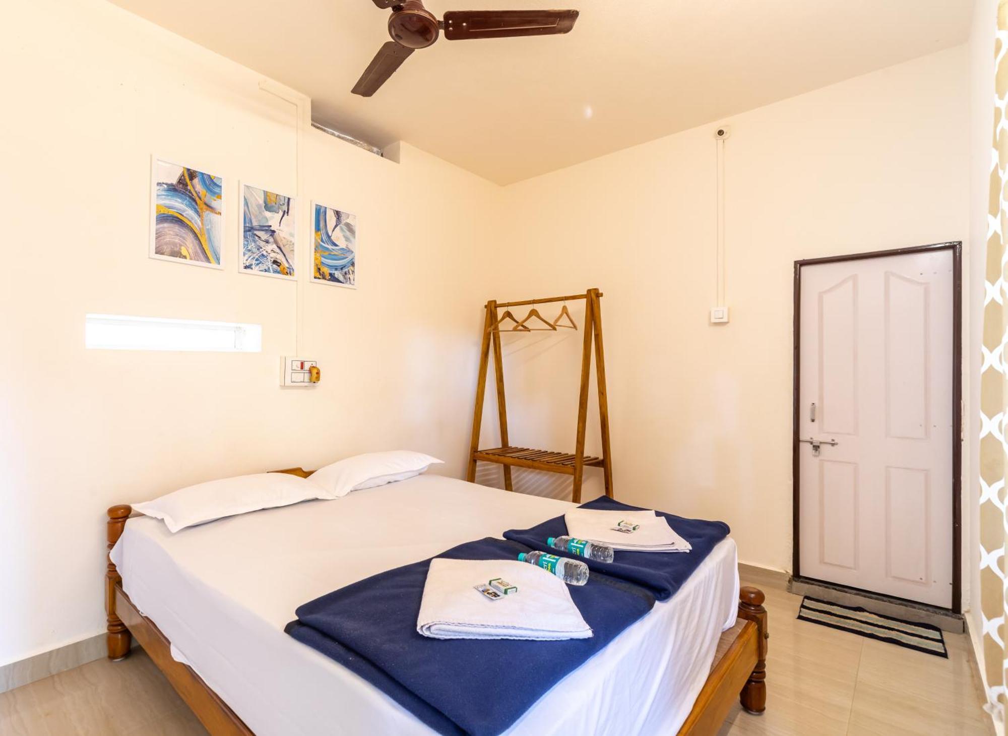 Sunset Cafe Beach Stay Gokarna  Ngoại thất bức ảnh