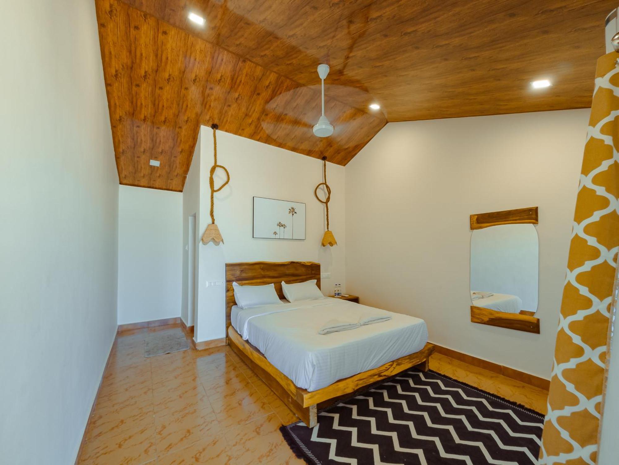 Sunset Cafe Beach Stay Gokarna  Ngoại thất bức ảnh
