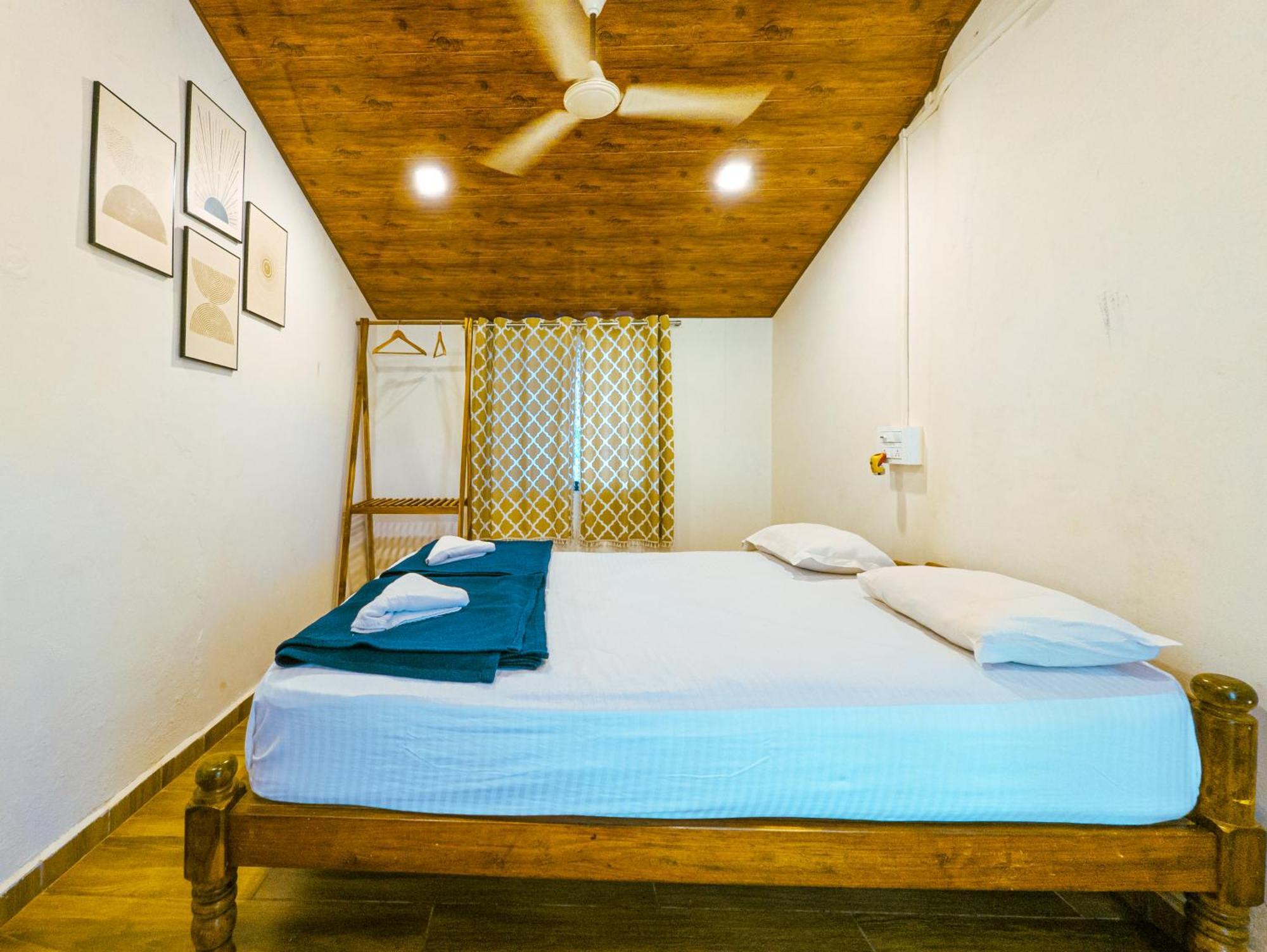 Sunset Cafe Beach Stay Gokarna  Ngoại thất bức ảnh