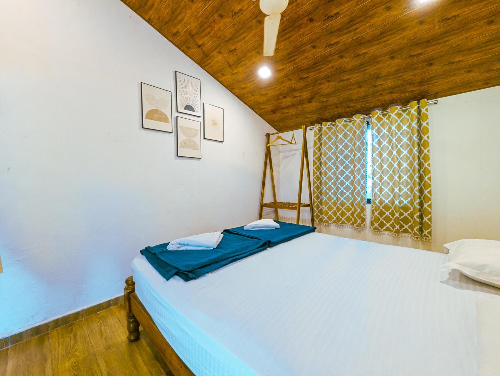 Sunset Cafe Beach Stay Gokarna  Ngoại thất bức ảnh